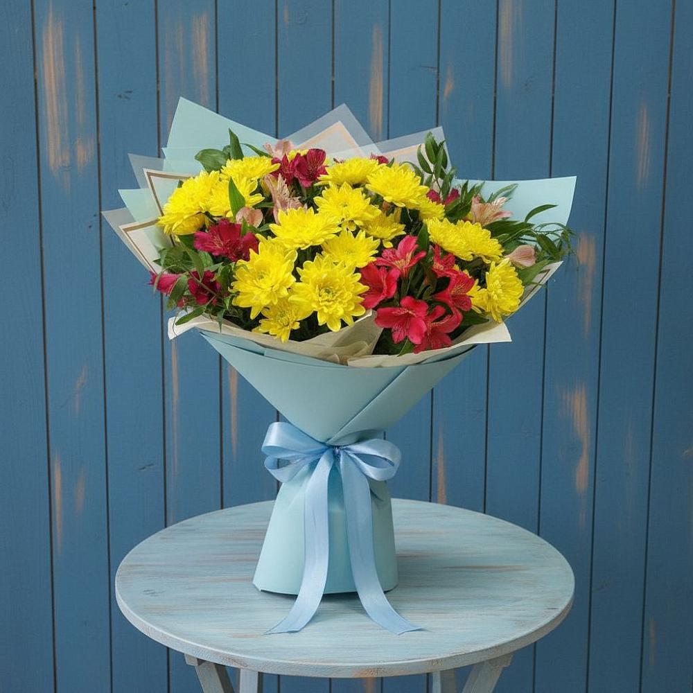 Букет цветов из: Альстромерии и Хризантемы в Комаричах