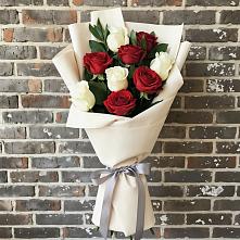 Букет цветов из:  Розы в Комаричах