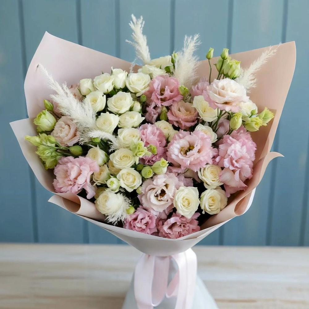 Букет цветов из: Альстромерии и Розы в Комаричах