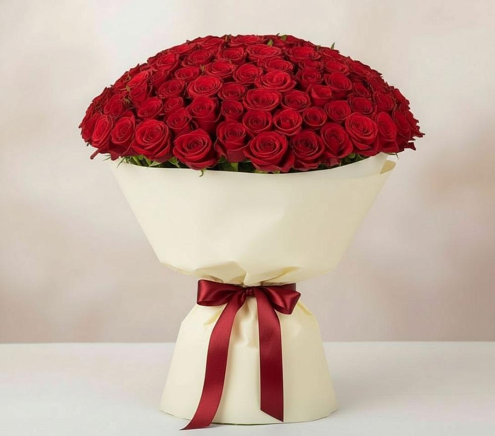 Букет 101 Красная роза Милано в Комаричах