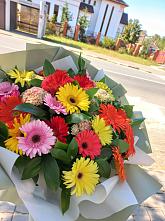 Букет цветов из:  Герберы #REPLACE_PRED# Комаричах