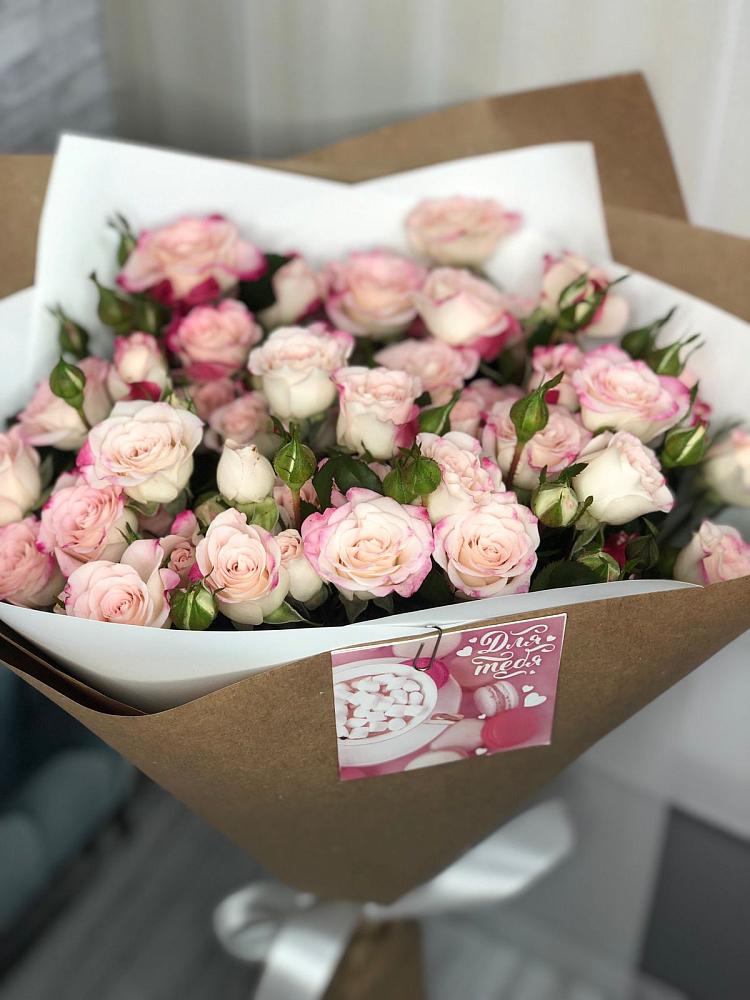 Букет цветов из: Розы в Комаричах