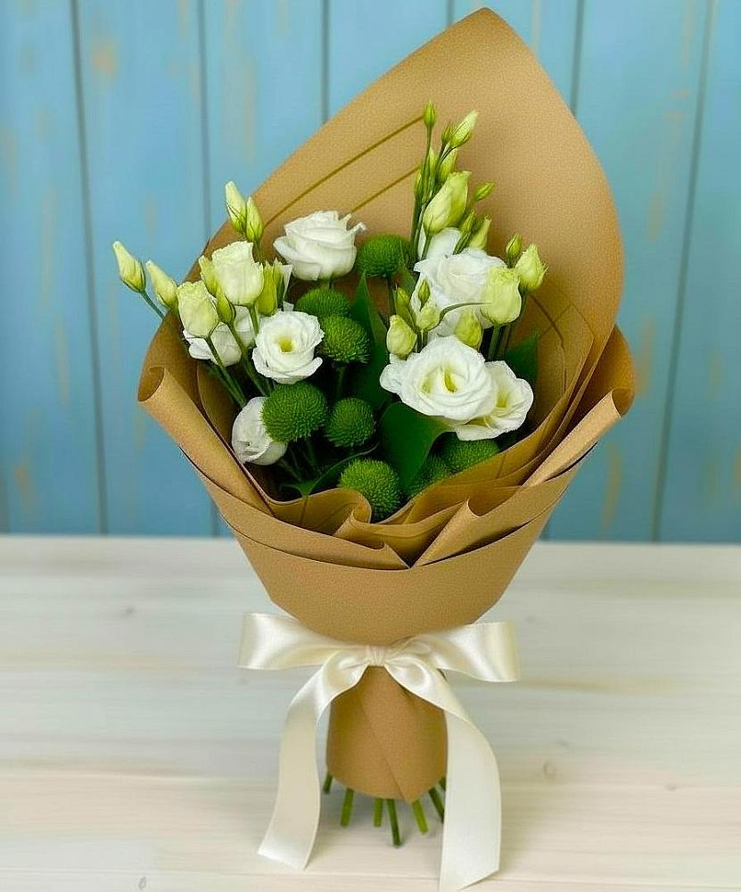 Букет цветов из: Хризантемы и Лизиантусы в Комаричах