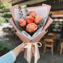 Букет цветов из:  Розы в Комаричах