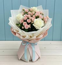 Букет цветов из:  Розы в Комаричах