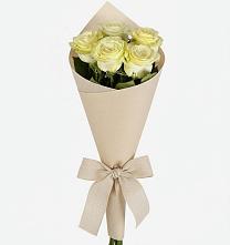 Букет цветов из:  Розы в Комаричах