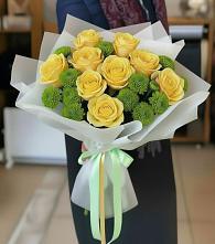 Букет цветов из:  Хризантемы и Розы в Комаричах