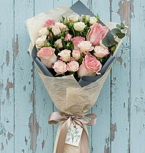 Букет цветов из:  Розы #REPLACE_PRED# Комаричах