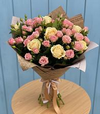 Букет цветов из:  Розы в Комаричах