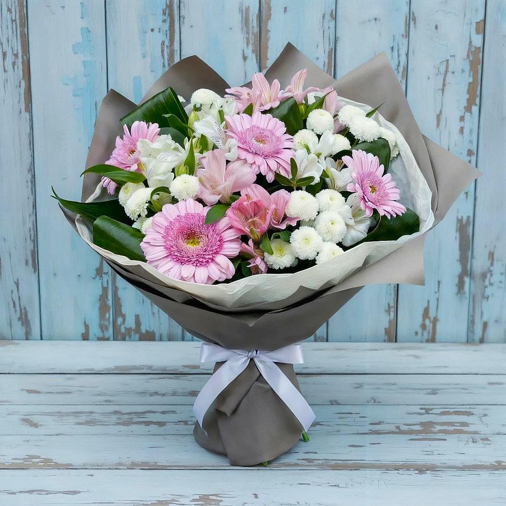 Букет цветов из: Герберы, Альстромерии и Хризантемы в Комаричах