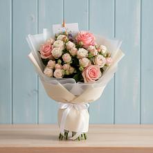 Букет цветов из:  Розы в Комаричах